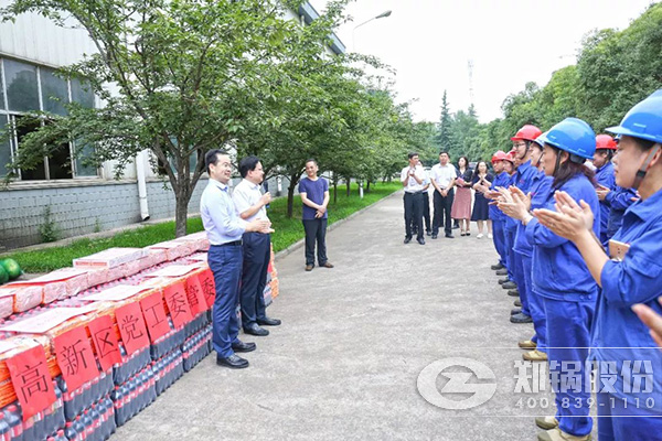 郑州高新区党工委、管委会到南宫NG28开展送清凉慰问运动